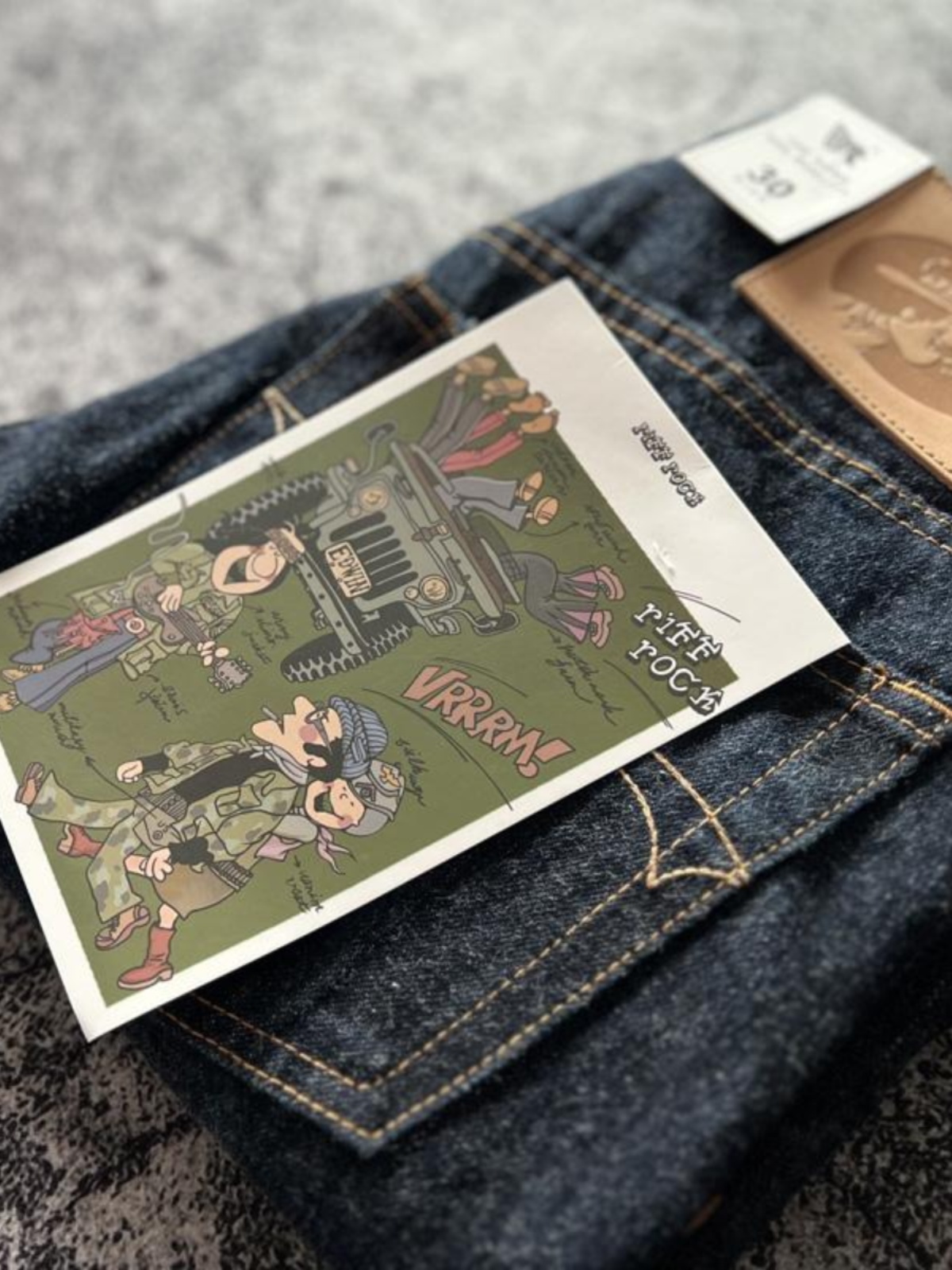 جينز جينز مستقيم نحيف أمريكي ع - مراجعة Levis Jeans 501 وسعره