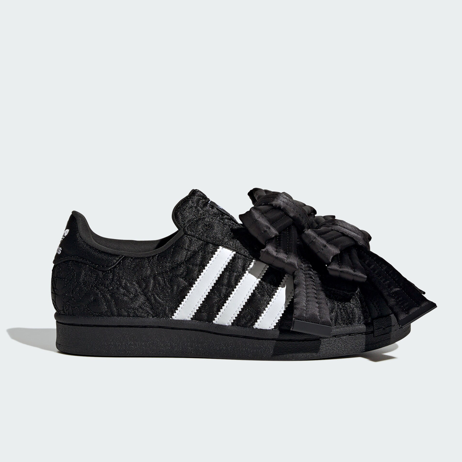 حذاء رياضي كاجوال نسائي بفيونك - مراجعة Adidas Shoes Samba وسعره