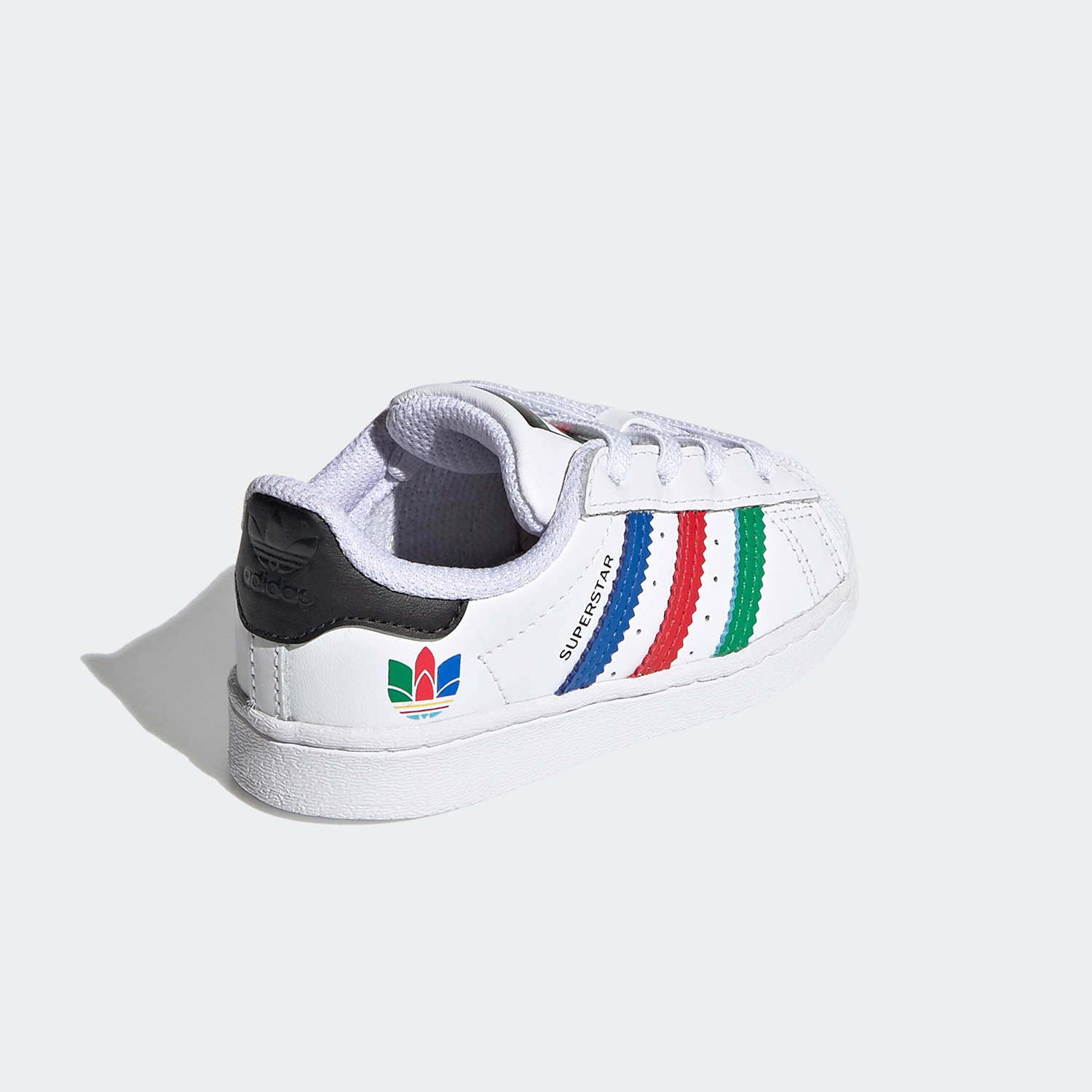 حذاء رياضي كاجوال للأطفال من A - مراجعة Adidas Shoes Superstar وسعره